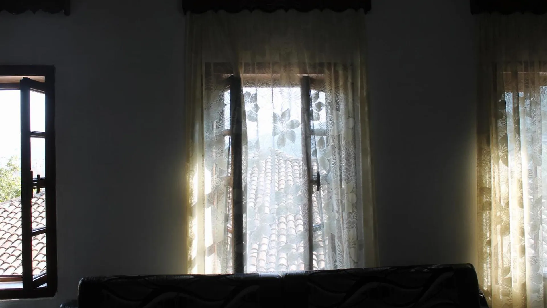 Tomor Shehu Guest House Berati Albânia