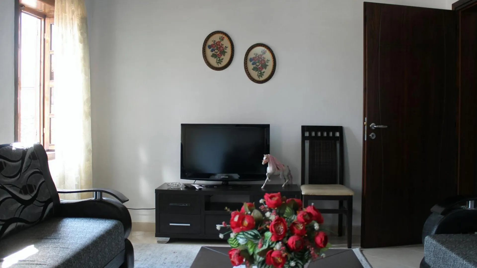 Tomor Shehu Guest House Berat Albania