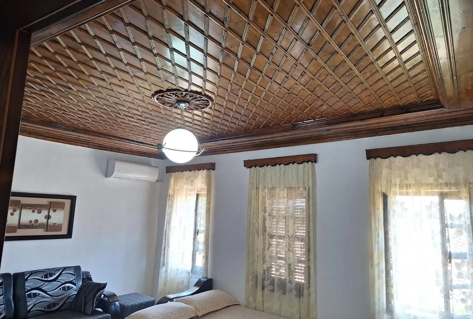Tomor Shehu Guest House Berat
