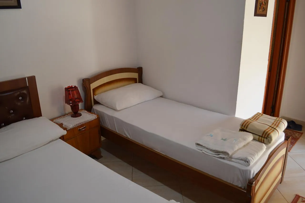 Tomor Shehu Guest House Berat Albania