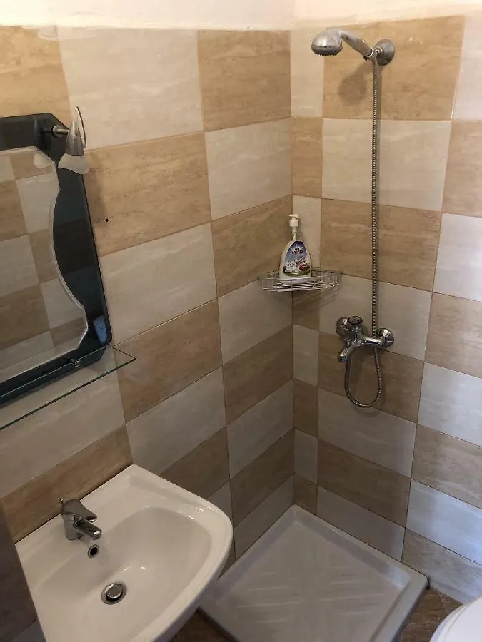 Tomor Shehu Guest House Berat