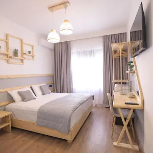  Bed & Breakfast Nidum Harmony Albanië
